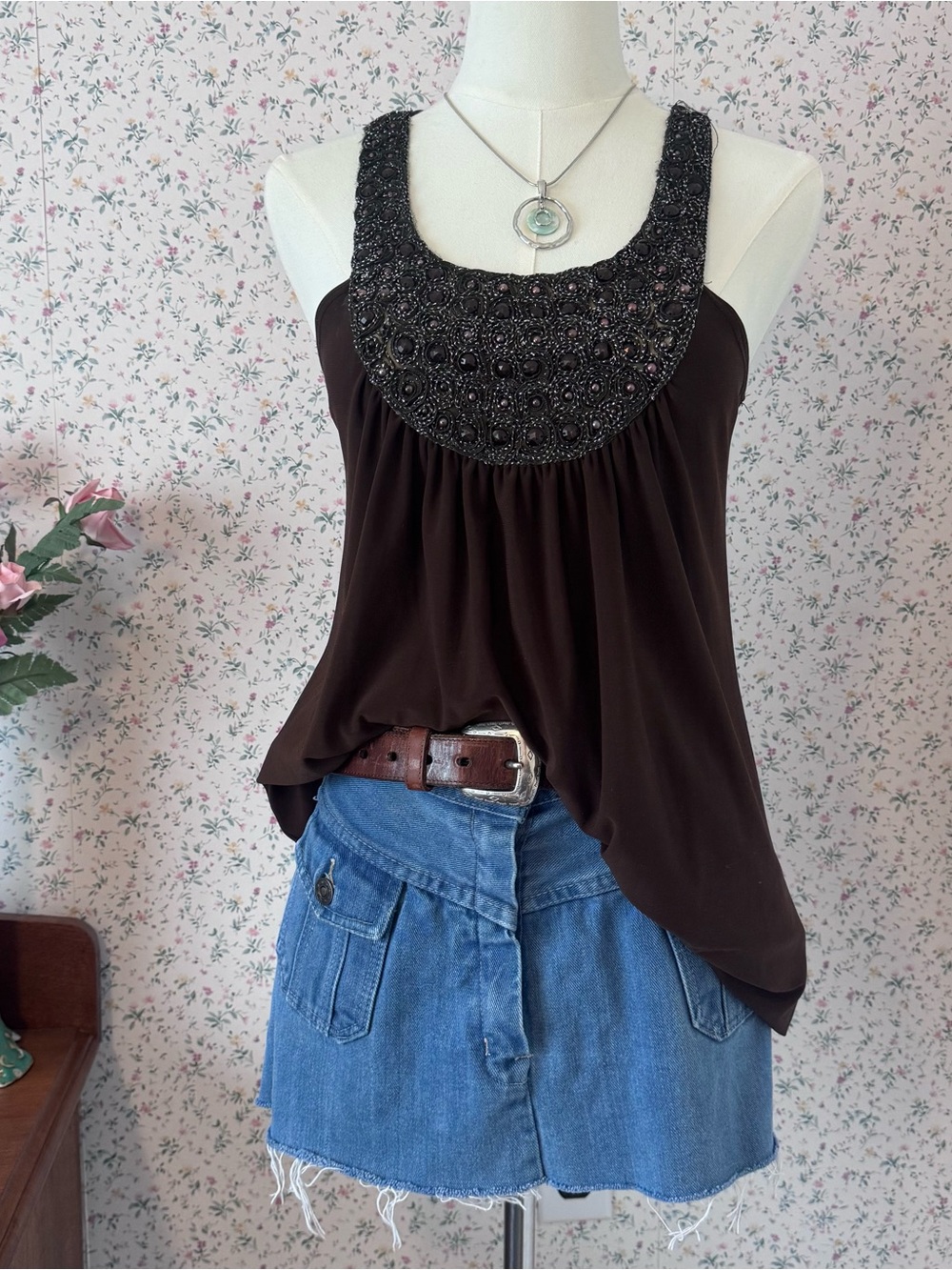 Y2K Beaded Scoop Neck - Chocolate Brown